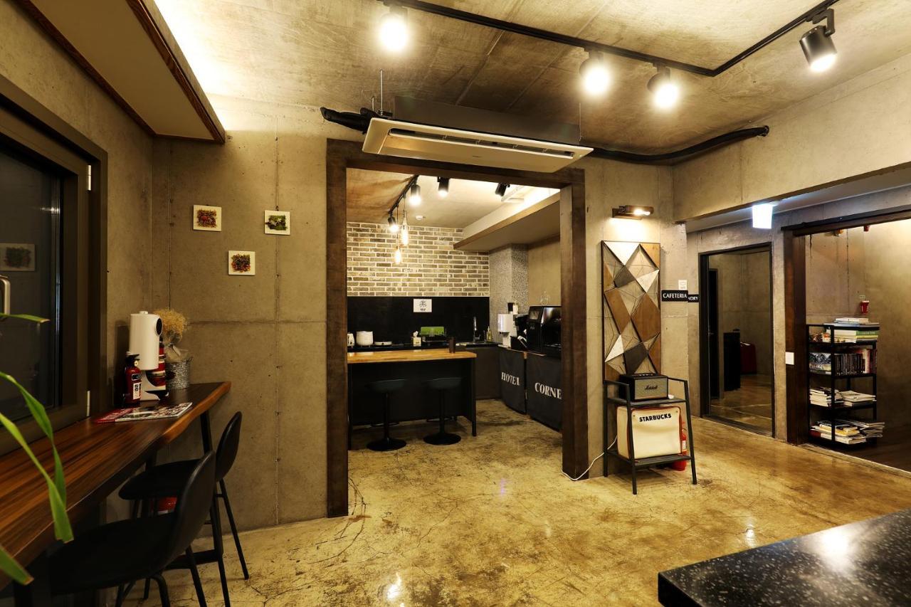 Cornerstone Hotel مدينة سيوجويبو المظهر الخارجي الصورة