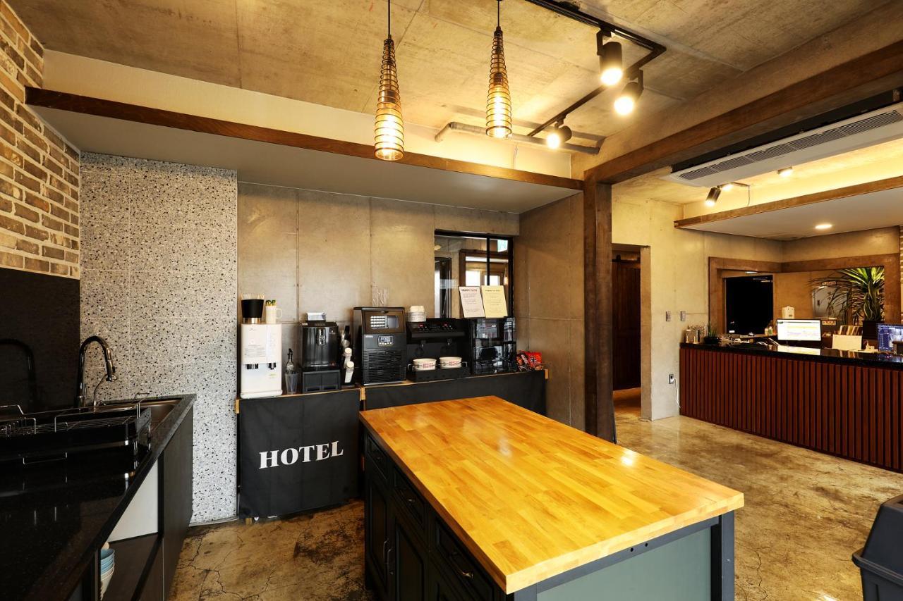 Cornerstone Hotel مدينة سيوجويبو المظهر الخارجي الصورة